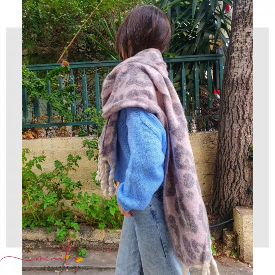 Πλεκτό λεοπάρ κασκόλ με κρόσσια στισ άκρες. Κανονικό μήκος