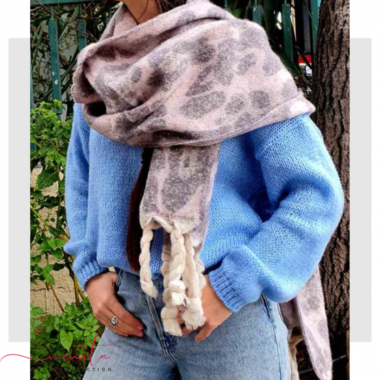 Πλεκτό λεοπάρ κασκόλ με κρόσσια στισ άκρες. Κανονικό μήκος