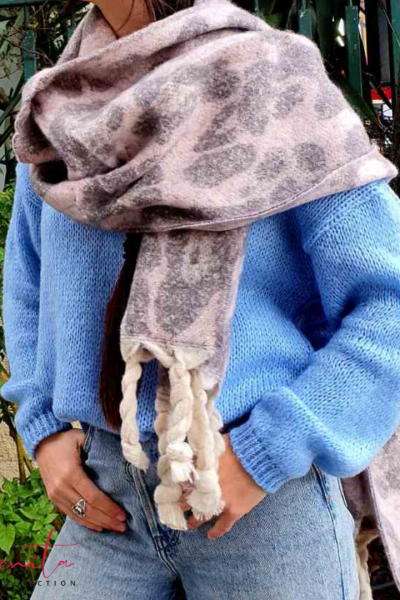 Πλεκτό λεοπάρ κασκόλ με κρόσσια στισ άκρες. Κανονικό μήκος