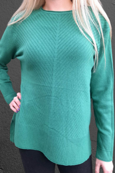 Πλεκτή casual μπλούζα με μαλακή υφή. Καλύπτει τα πλαϊνά και το πίσω μέρος.